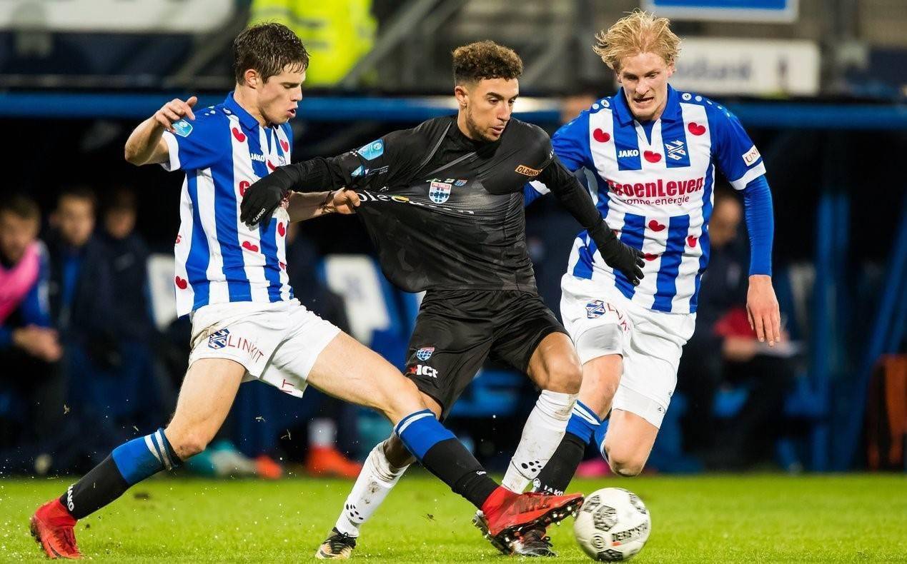 更让舆论哗 更让舆论哗